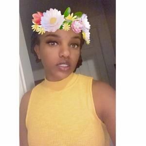 Meet your Posher, Lydia